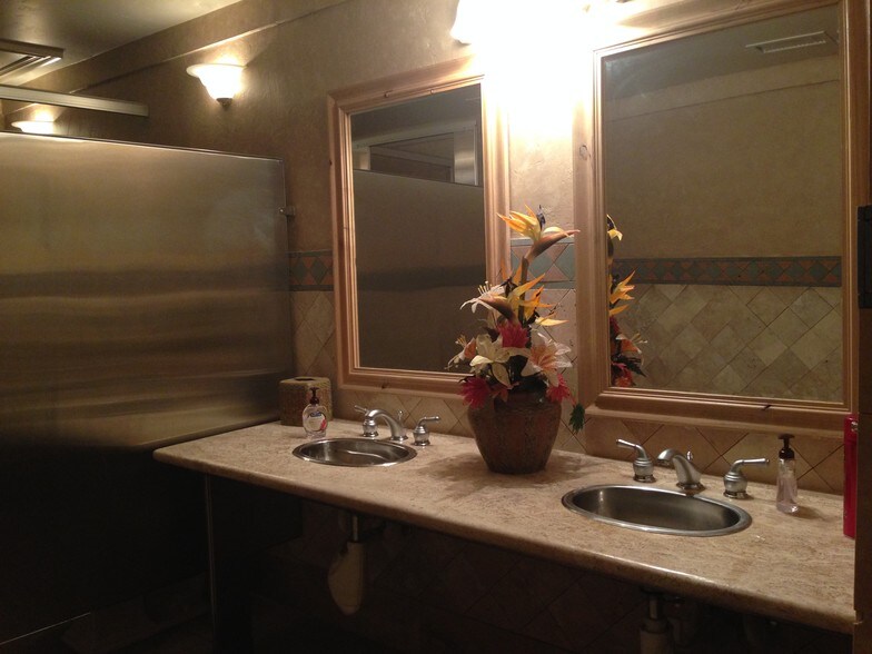 More Photos Of 5974 Silver Springs Dr, El Paso Office For Lease