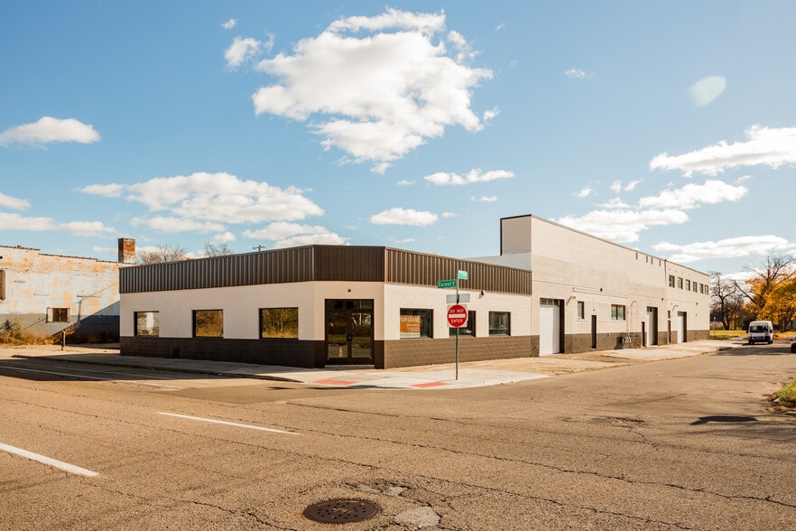 More Photos Of 4630 Crane St, Detroit Warehouse For Lease