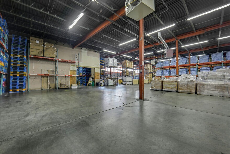 More Photos Of 370 Bergen Ave, Kearny Warehouse For Lease