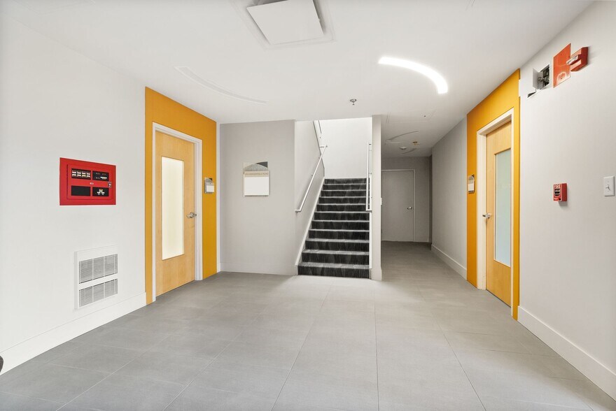 More Photos Of 200 Daingerfield Rd, Alexandria Loft Creative Space For Lease