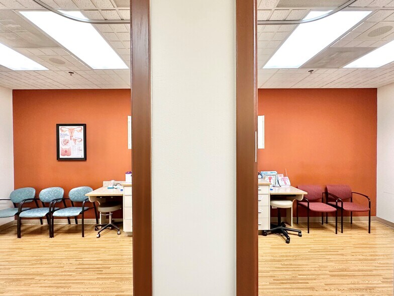 More Photos Of 222 Indianapolis Blvd., Schererville Office For Lease