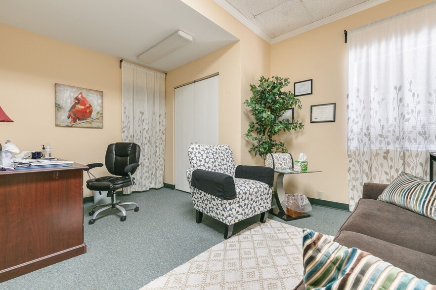 More Photos Of 34921 US Hwy 19 N, Palm Harbor Office Residential For Sale