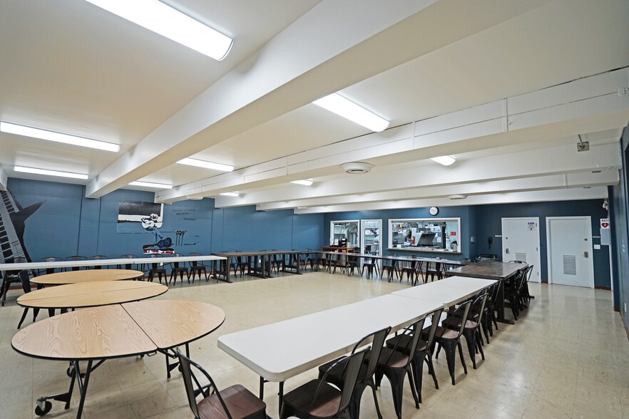 More Photos Of 310 N 16th Ave, Yakima Office For Sale