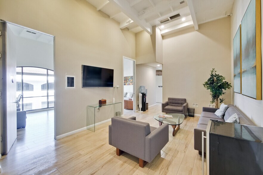 More Photos Of 4966 El Camino Real, Los Altos Office For Sale