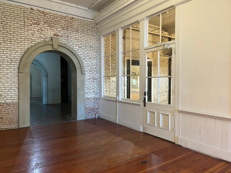 More Photos Of 940-942 Tyler St, Benicia Flex For Lease