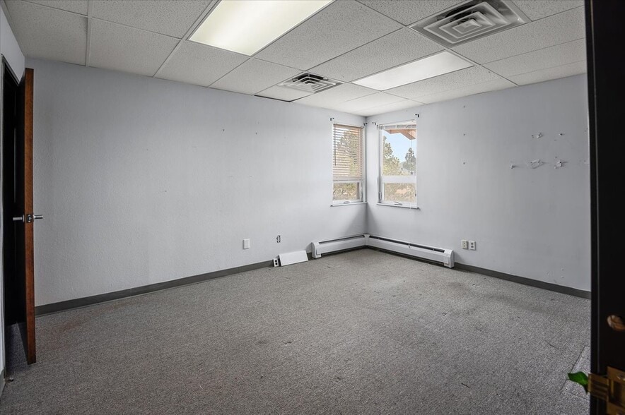 More Photos Of 2850 W Serendipity Cir, Colorado Springs Medical For Sale