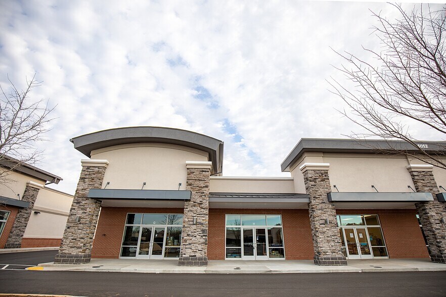 More Photos Of 5052 Old Buncombe Rd, Greenville Storefront Retail Office For Lease