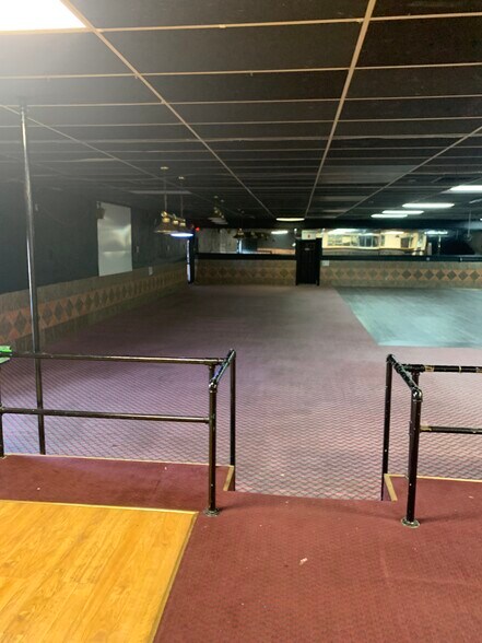 More Photos Of 1570 Lancaster Dr NE, Salem Unknown For Lease