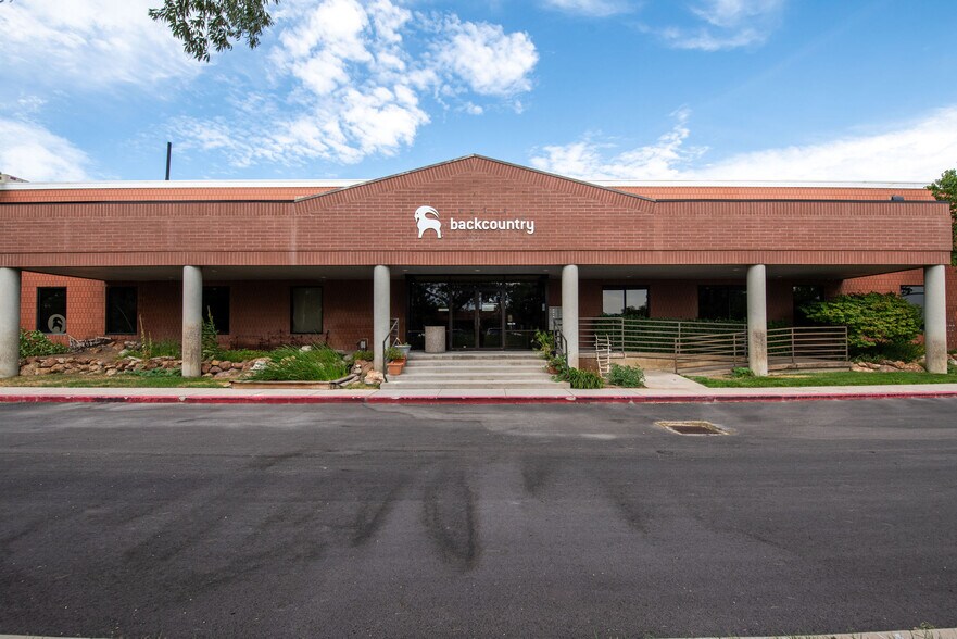 More Photos Of 2650 S Decker Lake Blvd, Salt Lake City Unknown For Lease