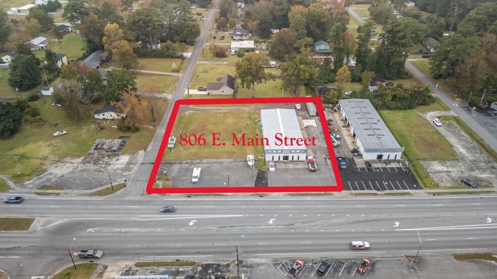 Primary Photo Of 806 E Main St, Havelock General Retail For Sale