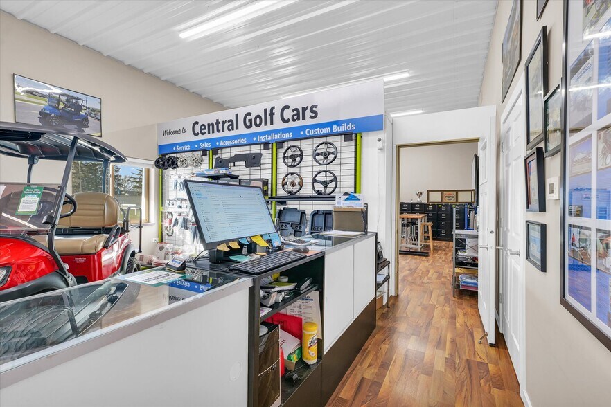 More Photos Of 109 Front St, Mansfield Industrial For Sale