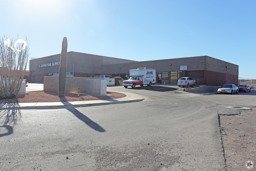 More Photos Of 671 Middlegate Rd, Henderson Warehouse For Lease