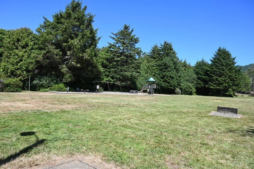 More Photos Of 400 Highway 101, Rockaway Beach Land For Sale