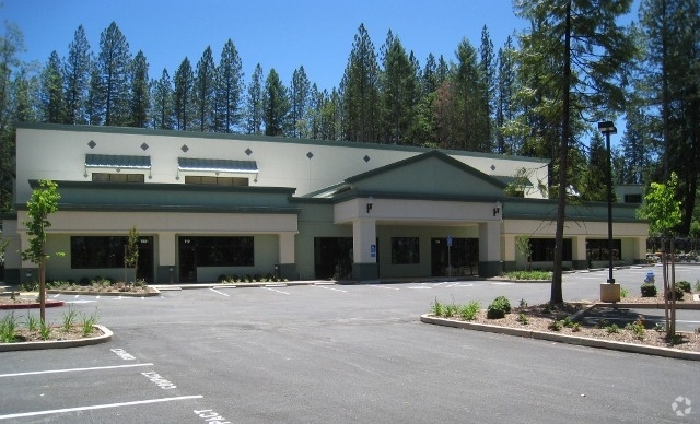 Primary Photo Of 360 Crown Point Cir, Grass Valley Medical For Lease