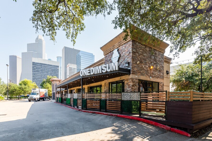 More Photos Of 510 Gray St, Houston Freestanding For Sale