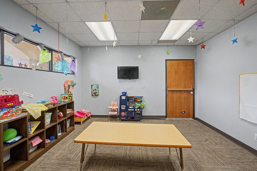 More Photos Of 2111 Skyline Dr, Mesquite Religious Facility For Sale