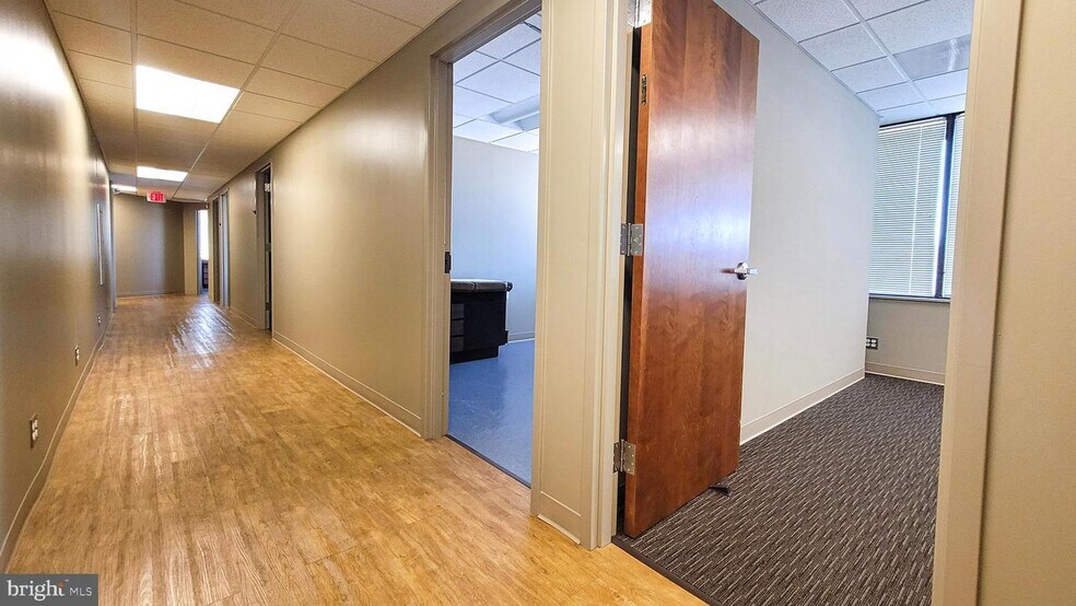More Photos Of 2050 Old Bridge Rd, Woodbridge Medical For Sale