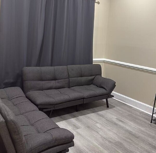 More Photos Of 45571-45595 Shepard Dr, Sterling Medical For Sale