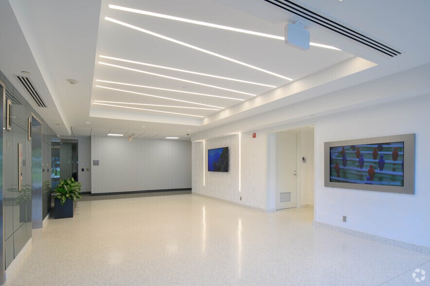 More Photos Of 600 W Germantown Pike, Plymouth Meeting Unknown For Lease