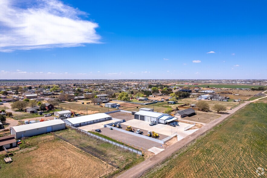 More Photos Of 1627 County Road 7340, Lubbock Warehouse For Sale