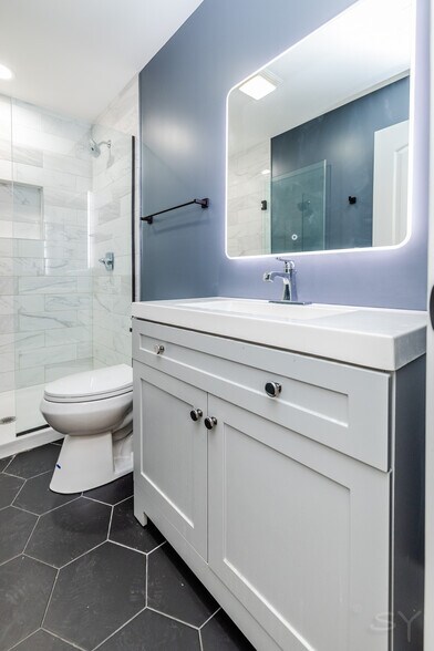 More Photos Of 6126 Eberhart ave, Chicago Apartments For Sale