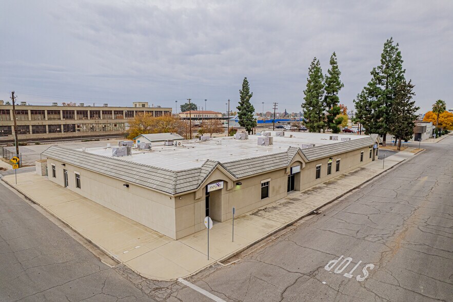 More Photos Of 1801 16th St, Bakersfield Medical For Sale