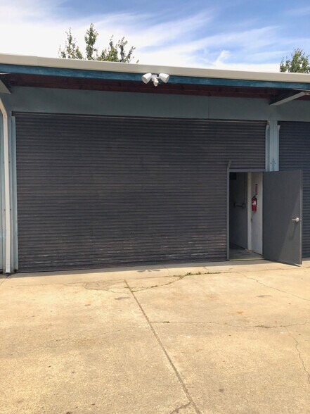 More Photos Of 383 Preda St, San Leandro Warehouse For Lease