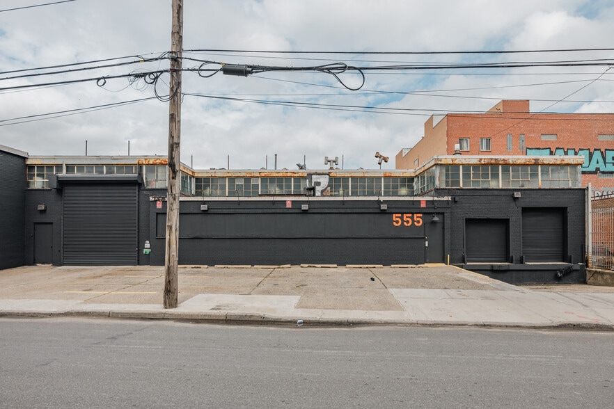 More Photos Of 555 Johnson Ave, Brooklyn Unknown For Lease