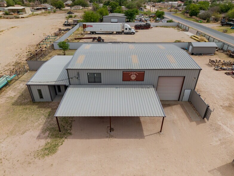 More Photos Of 1317 County Rd 114 rd, Midland Industrial For Sale