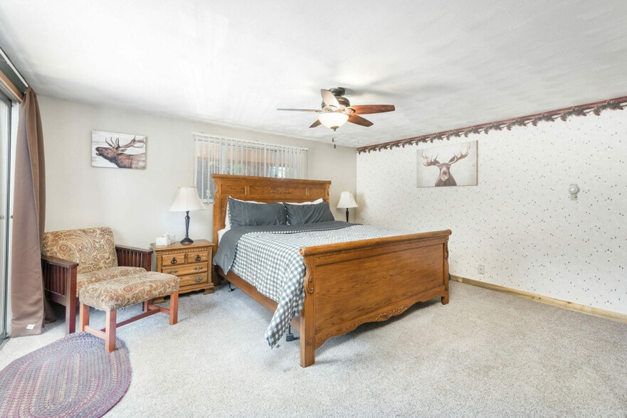 More Photos Of 1130 W Elkhorn Ave, Estes Park Hotel For Sale