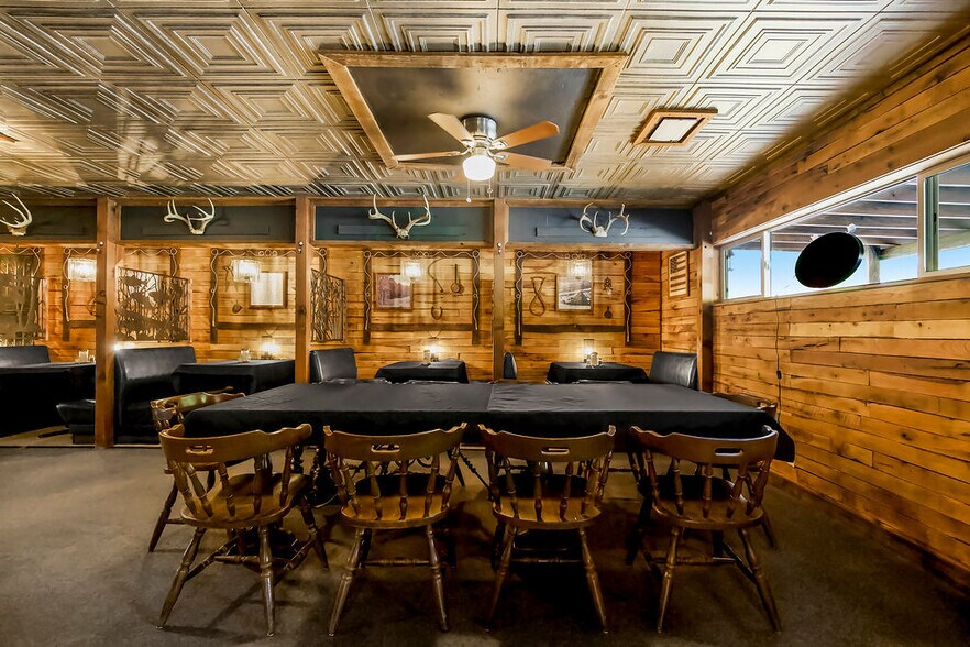 More Photos Of 24200 MO-45, Rushville Flex For Sale