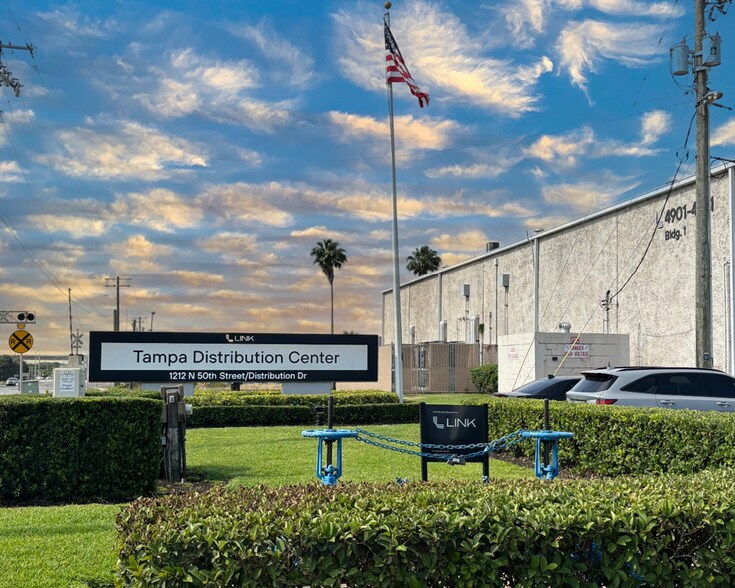More Photos Of 4701-4775 Distribution Dr, Tampa Distribution For Lease
