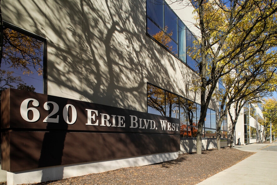 More Photos Of 620 W Erie Blvd, Syracuse Medical For Lease