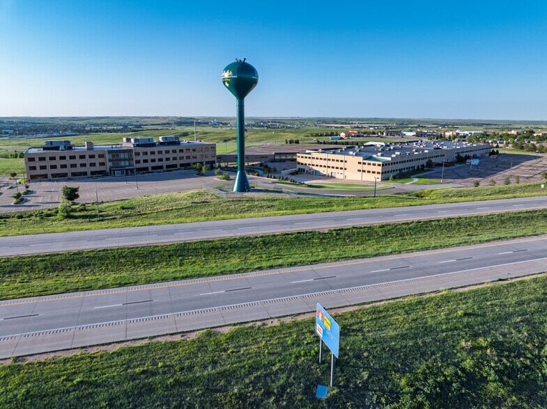 More Photos Of 1 Cabela Dr, Sidney Office For Lease