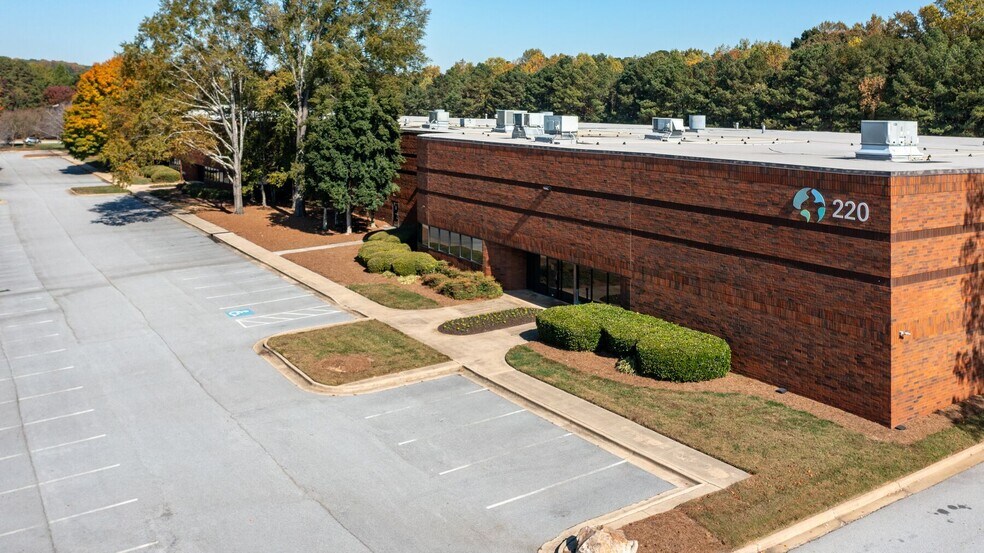 Primary Photo Of 210 The Bluffs, Austell Unknown For Lease