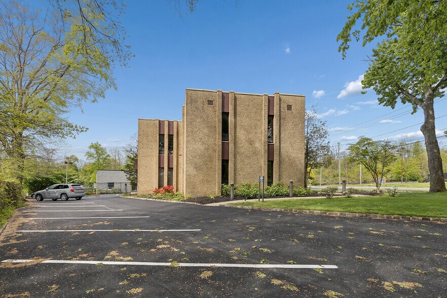 More Photos Of 1299 Rt 22, Mountainside Office For Sale