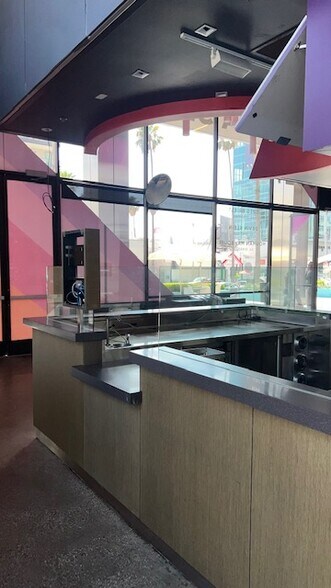 More Photos Of 6255 W Sunset Blvd, Los Angeles Office For Lease