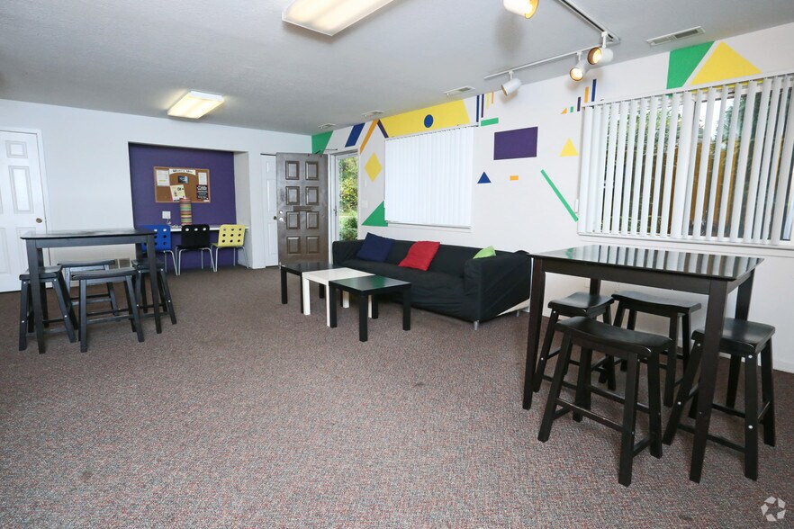More Photos Of 831 Green Rd, Ypsilanti Apartments For Sale