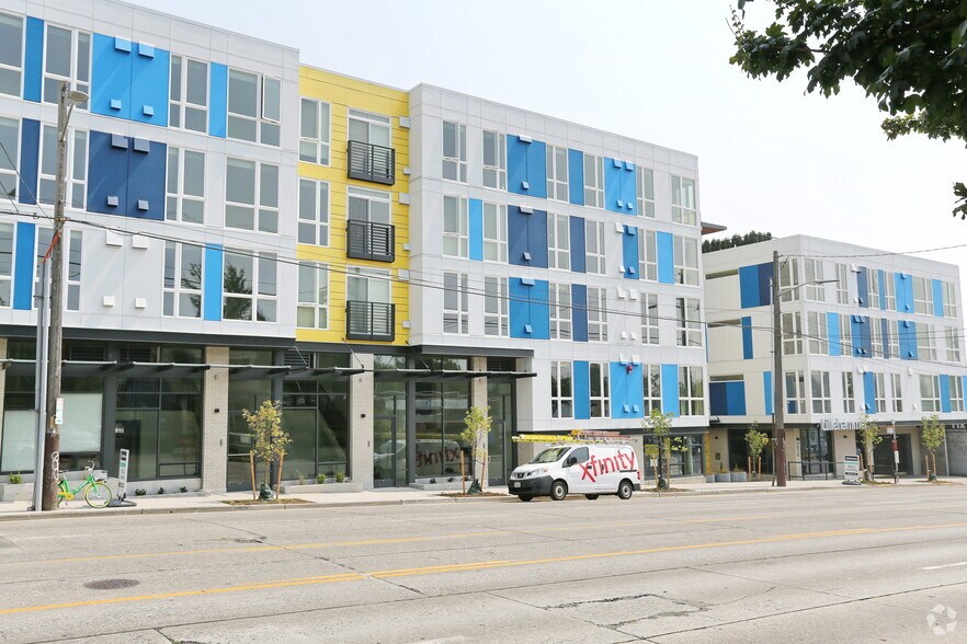 More Photos Of 7016 15th Ave NW, Seattle Apartments For Lease