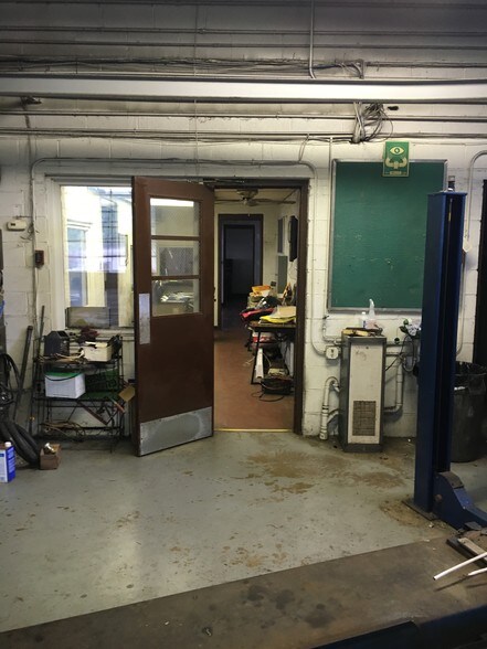 More Photos Of 1280 Sans Souci Pky, Wilkes-Barre Auto Dealership For Sale