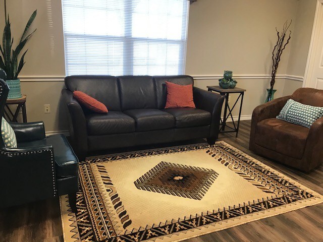 More Photos Of 3080 Highway Byp W, Midlothian Office For Sale