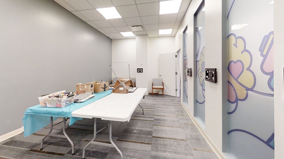 More Photos Of 1333 60th St, Brooklyn Office For Lease