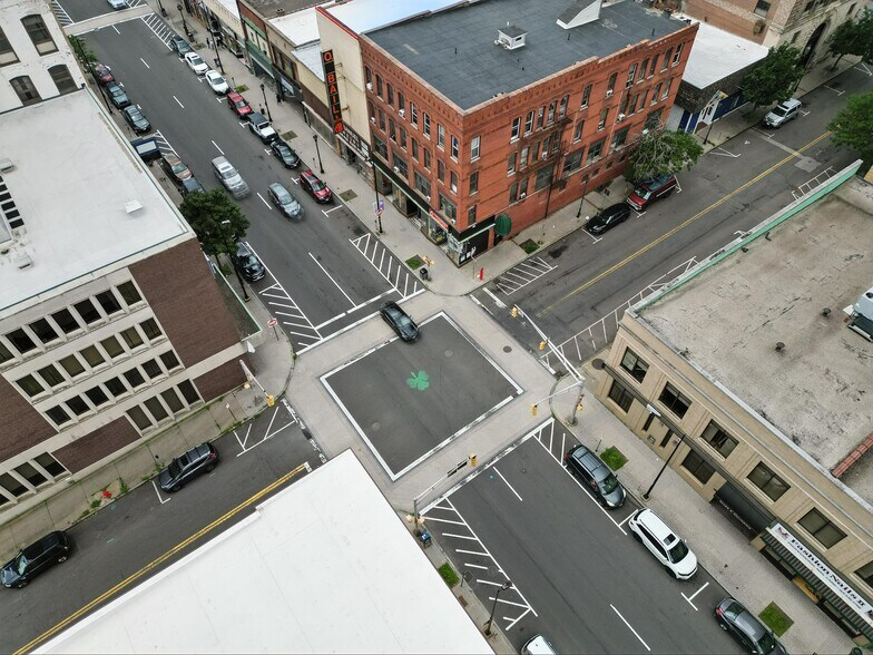 More Photos Of 301 High St, Holyoke Storefront For Lease