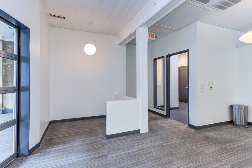 More Photos Of 202 Rigsbee Ave, Durham Office Residential For Lease