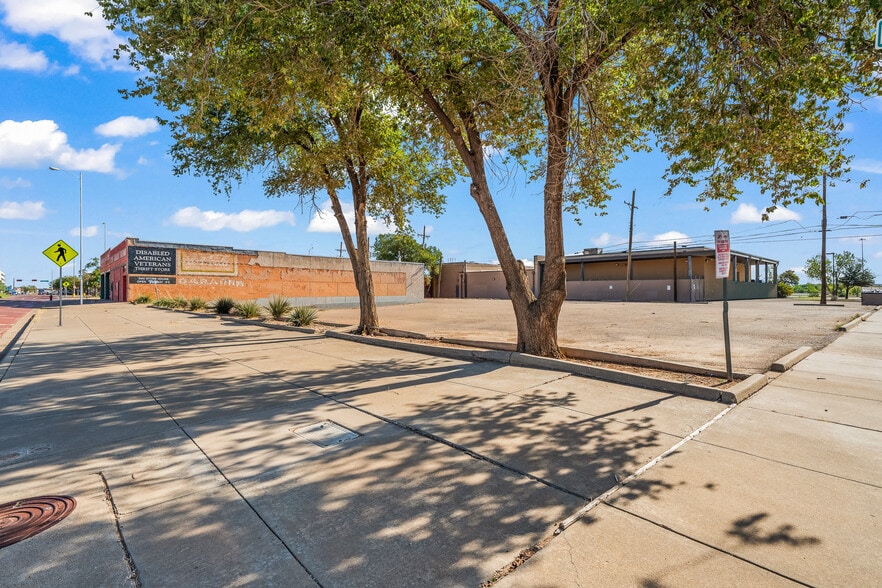 More Photos Of 1301 Buddy Holly Ave, Lubbock Warehouse For Sale