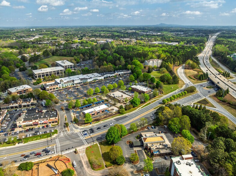 More Photos Of 5580 Windward Pky, Alpharetta Restaurant For Lease