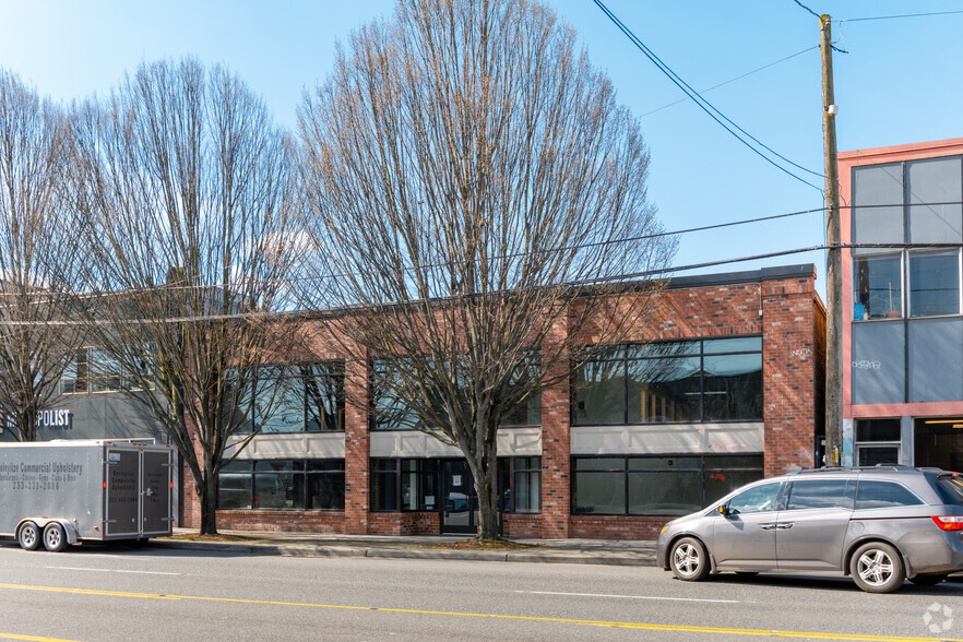 Primary Photo Of 2925 1st Ave S, Seattle Freestanding For Lease