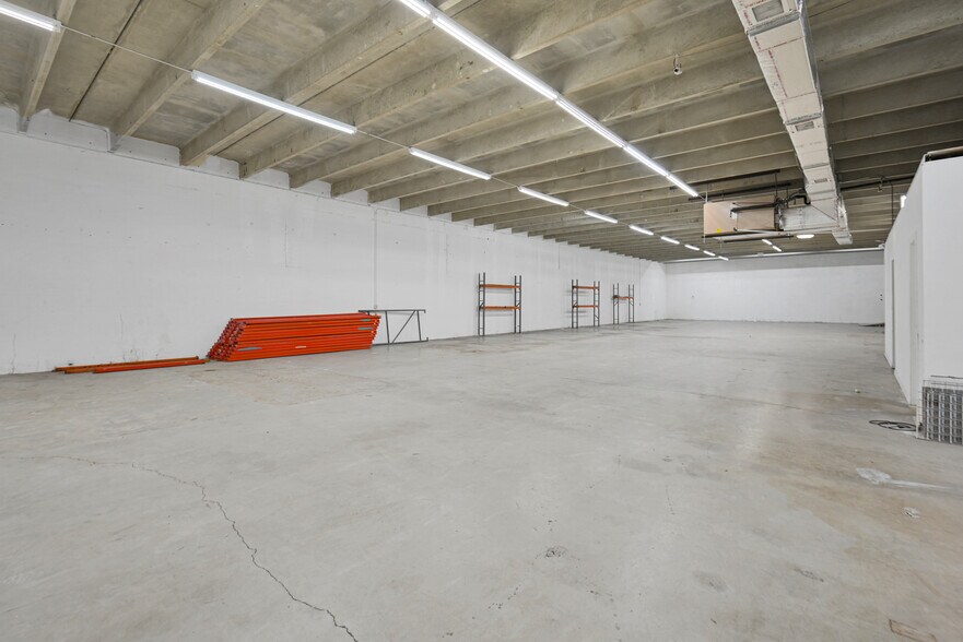 More Photos Of 523-529 NW 28th St, Miami Loft Creative Space For Sale