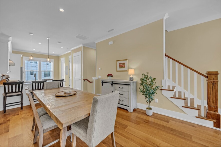 More Photos Of 162 Dugger Ln, Wilmington Apartments For Sale