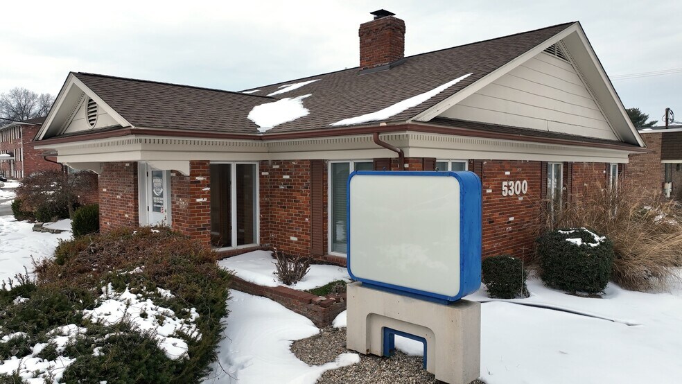 Primary Photo Of 5300 W Main St, Belleville Medical For Sale